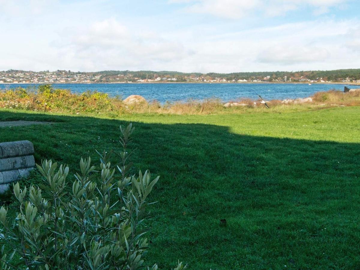 4 Person Holiday Home In Ebeltoft Eksteriør billede